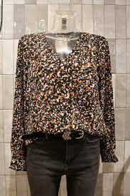 Ontdek de Laatste Trends in Dameskleding: Alleen Voor Vrouwen!