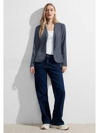 Trendy en Stijlvol: Ontdek de Nieuwste Cecil Kleding Collectie