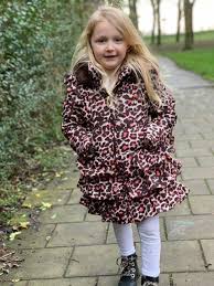 Meisjes kleding: comfortabele en stijlvolle outfits voor elke dag